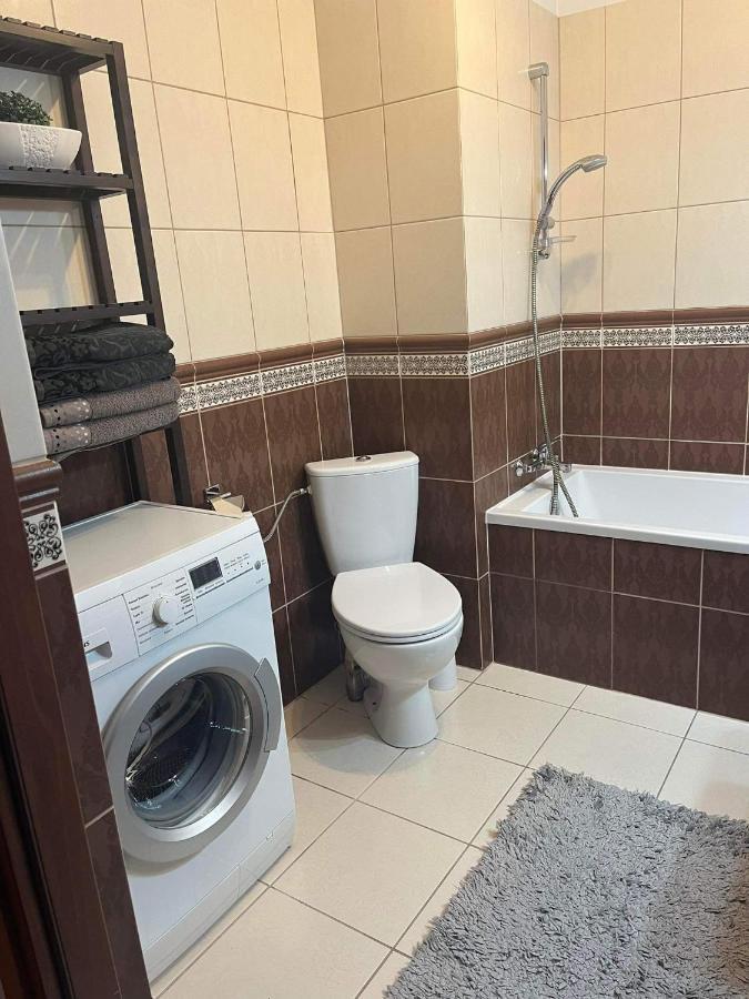 Klimatyzacja - Przy Centrum Onkologii Klinice Novum Dla Pary Badz 4 Osob Warschau Exterior foto